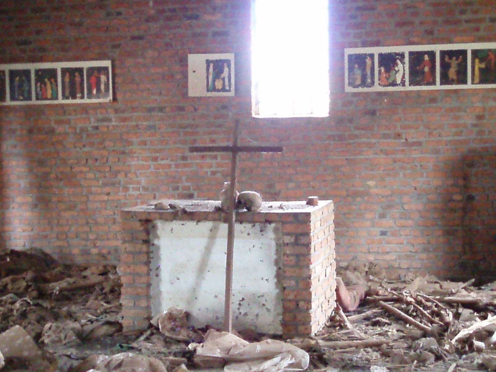 919-memorial-church-alter