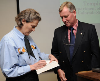 grandin-signing-book