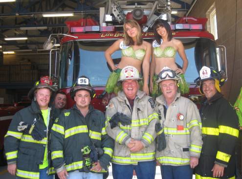 lettuce-ladies-with-firefighters