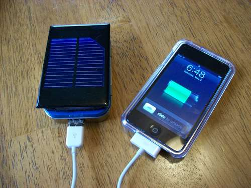 solarmintyboost Solar-powered iPod charger