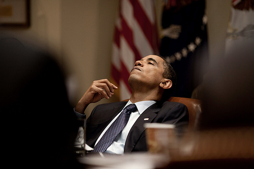 obama_leaning_chair